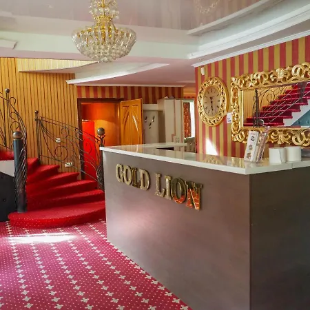 Villa Lyon Golden